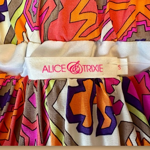 Alice & Trixie Multicolor Aztec print 100% Silk Skirt - Size S - Picture 3 of 4